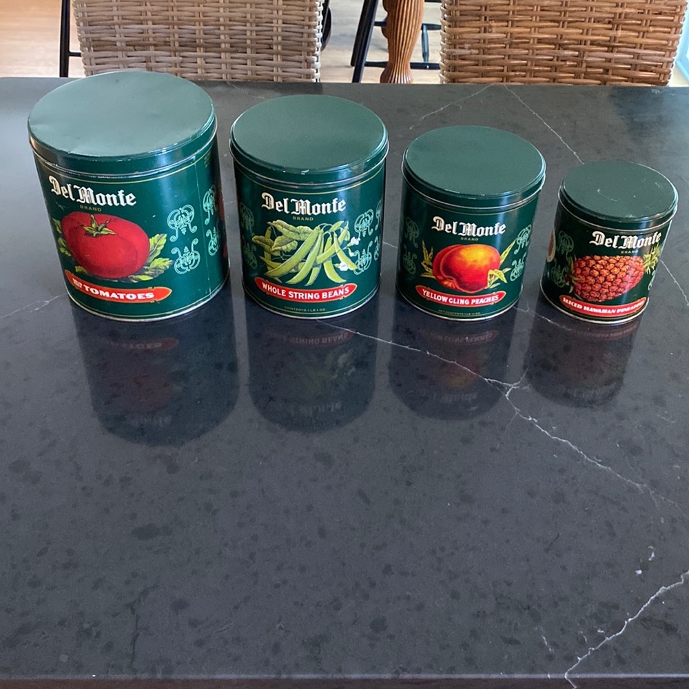 Vintage DelMonte metal tin set